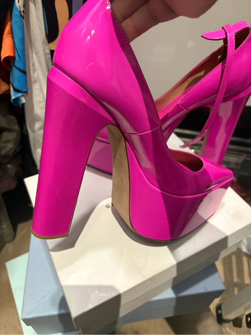 Valentino Fuchsia Patent Platform Pumps with Ankle Strap - Picture 2 of 10